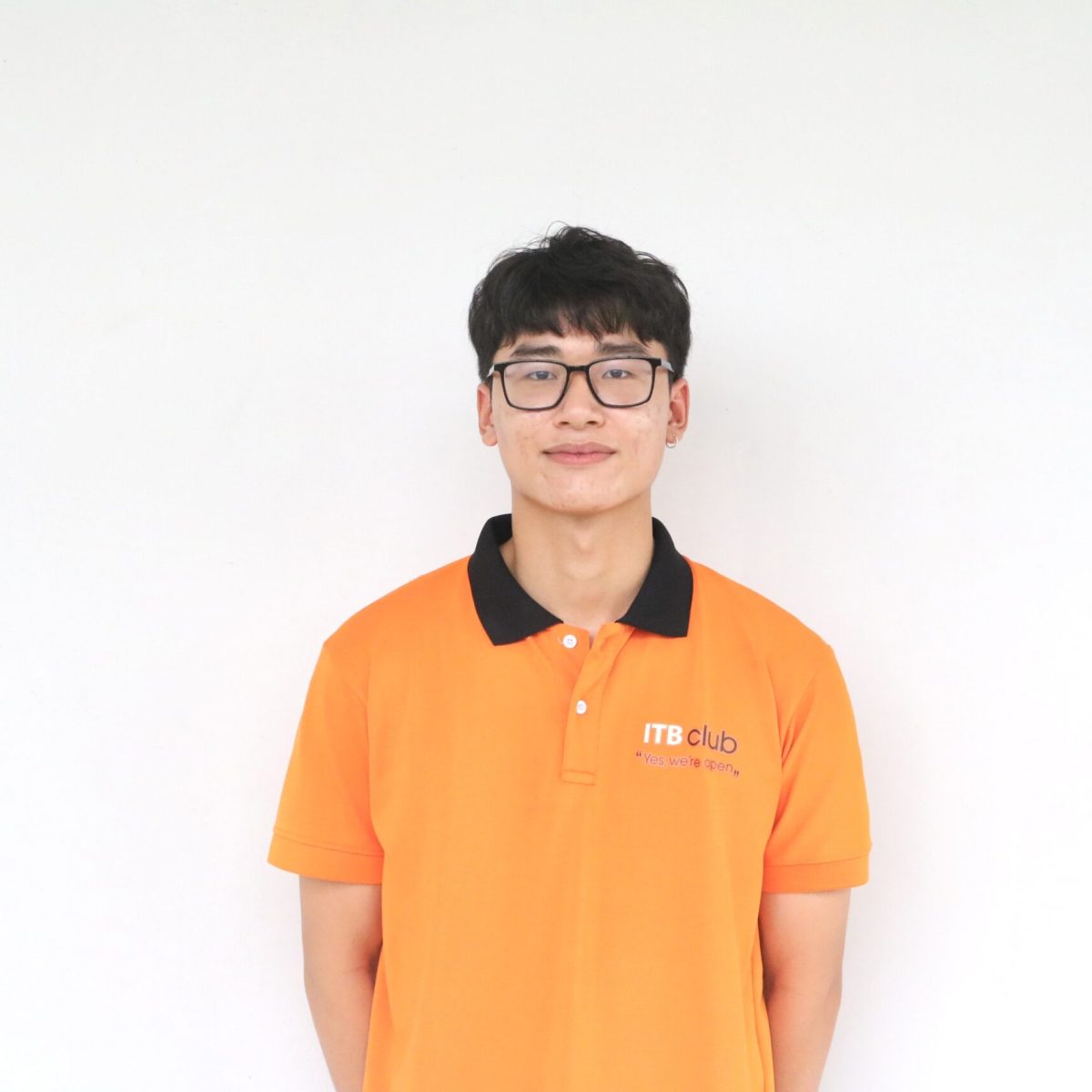 Nguyễn Hoàng Duy Thông 